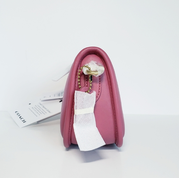 COACH | Quilted Swinger 20 Bag with Chain Strap - Picture 10 of 16